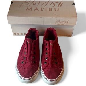 Blowfish Malibu Women's Play Slip-On Sneakers in a beautiful red color size 6